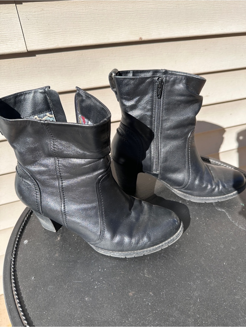 Rockport Black Leather Side-Zip Slouchy Ankle Boots Booties Sz 9.5M